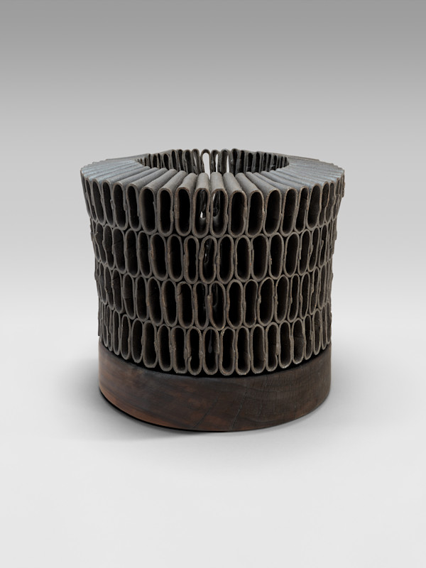 Circling Center Nero by Karyn Gabriel